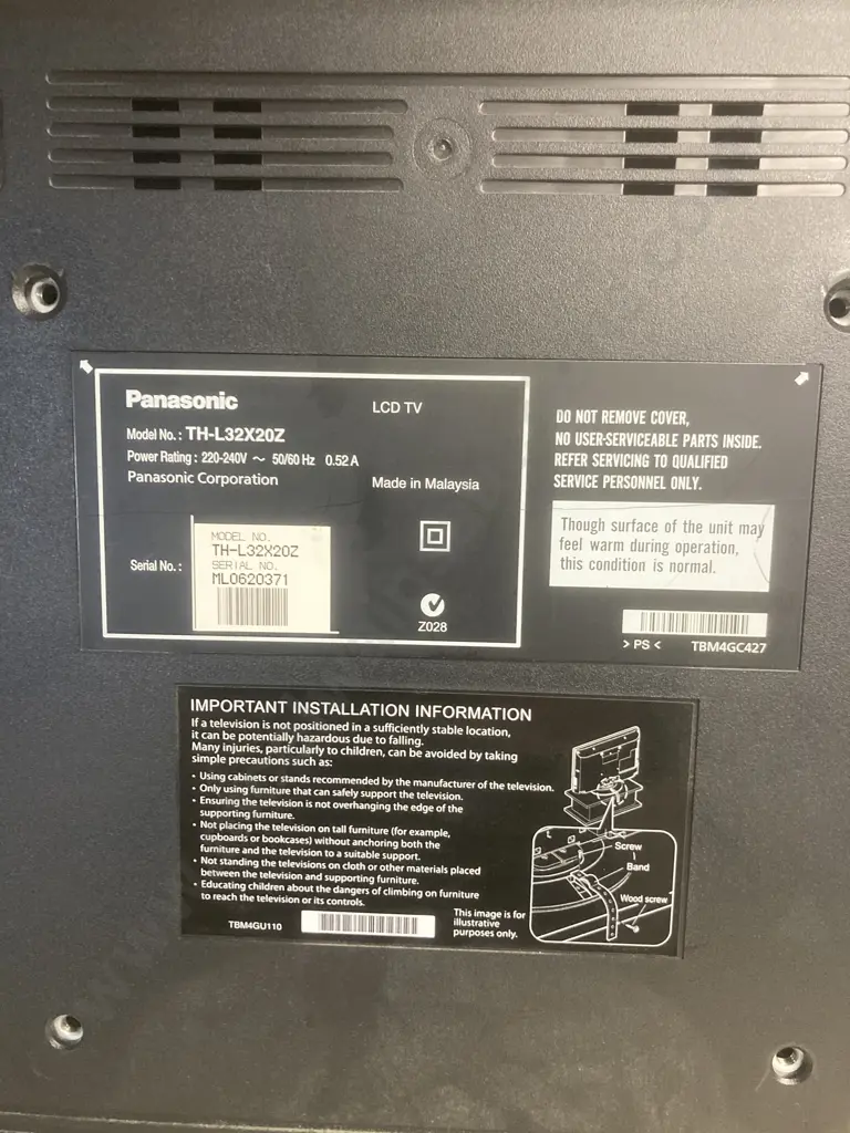Panasonic Viera 32" LCD TV Model TH-L32X20Z, Built In Freeview, (No Stand, No Remote Control) Image 1++